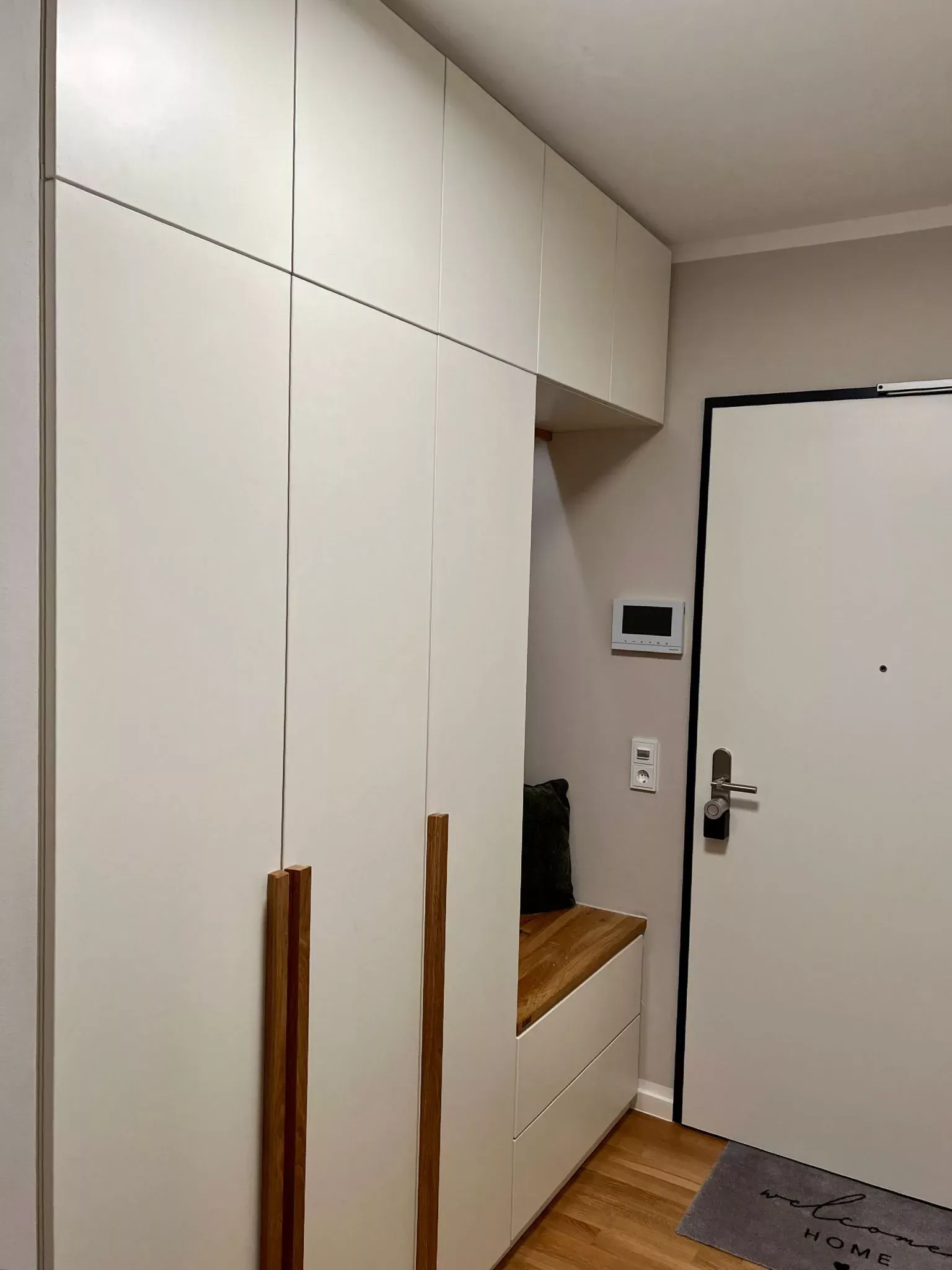 Stapel handgefertigter REIMANN-Schneidebretter